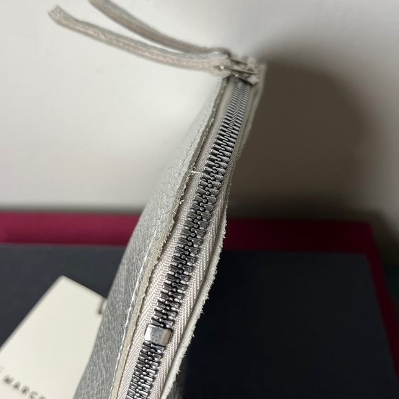 NWT Marcella New York City Silver Pebble Leather Jaimie Pouch - Picture 6 of 8